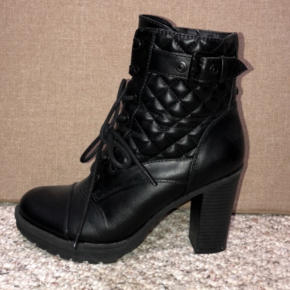 dsw guess combat boots